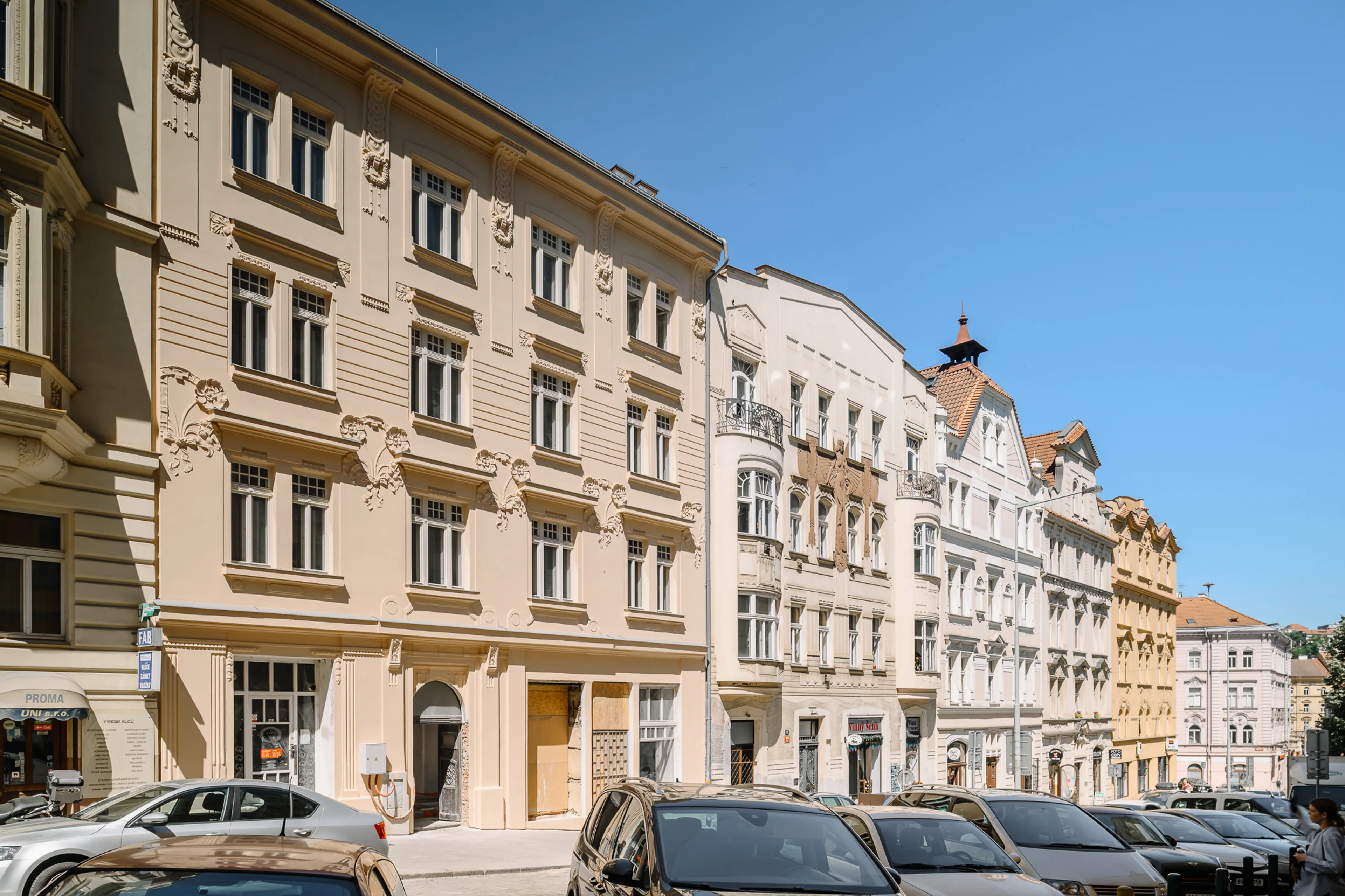 Sezimova 13 | For rent