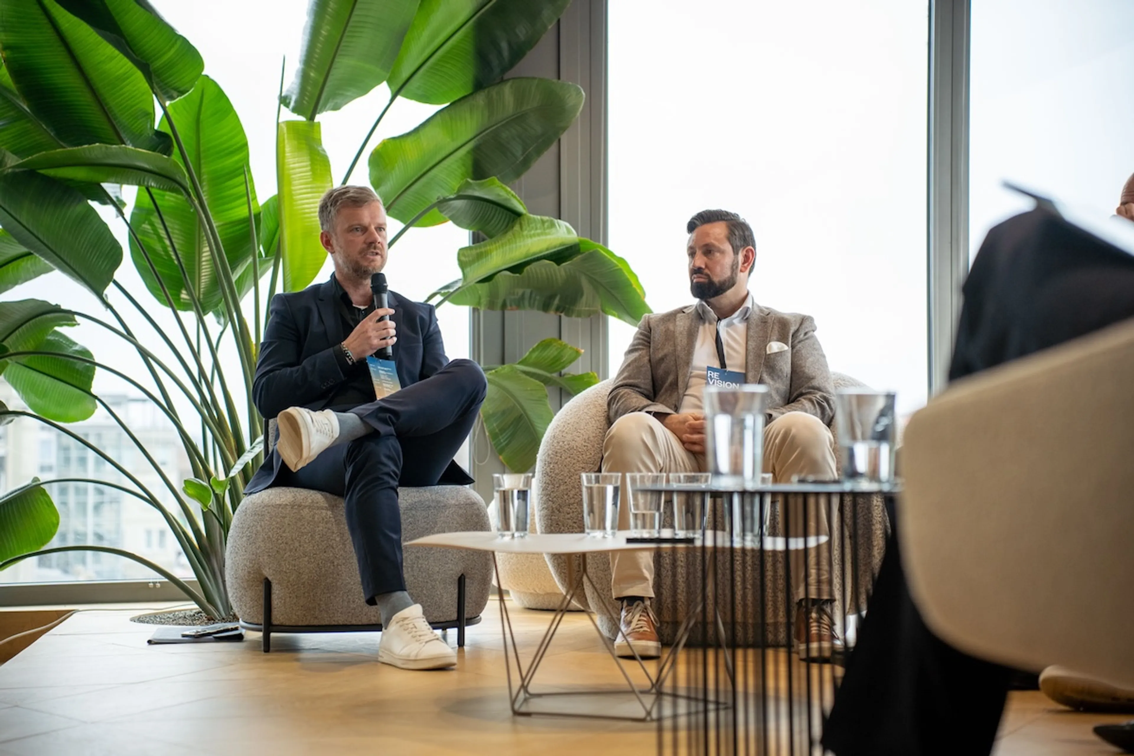 Re-use, nebo nová výstavba? Debatovali jsme na konferenci RE-VISION o budoucnosti real estate