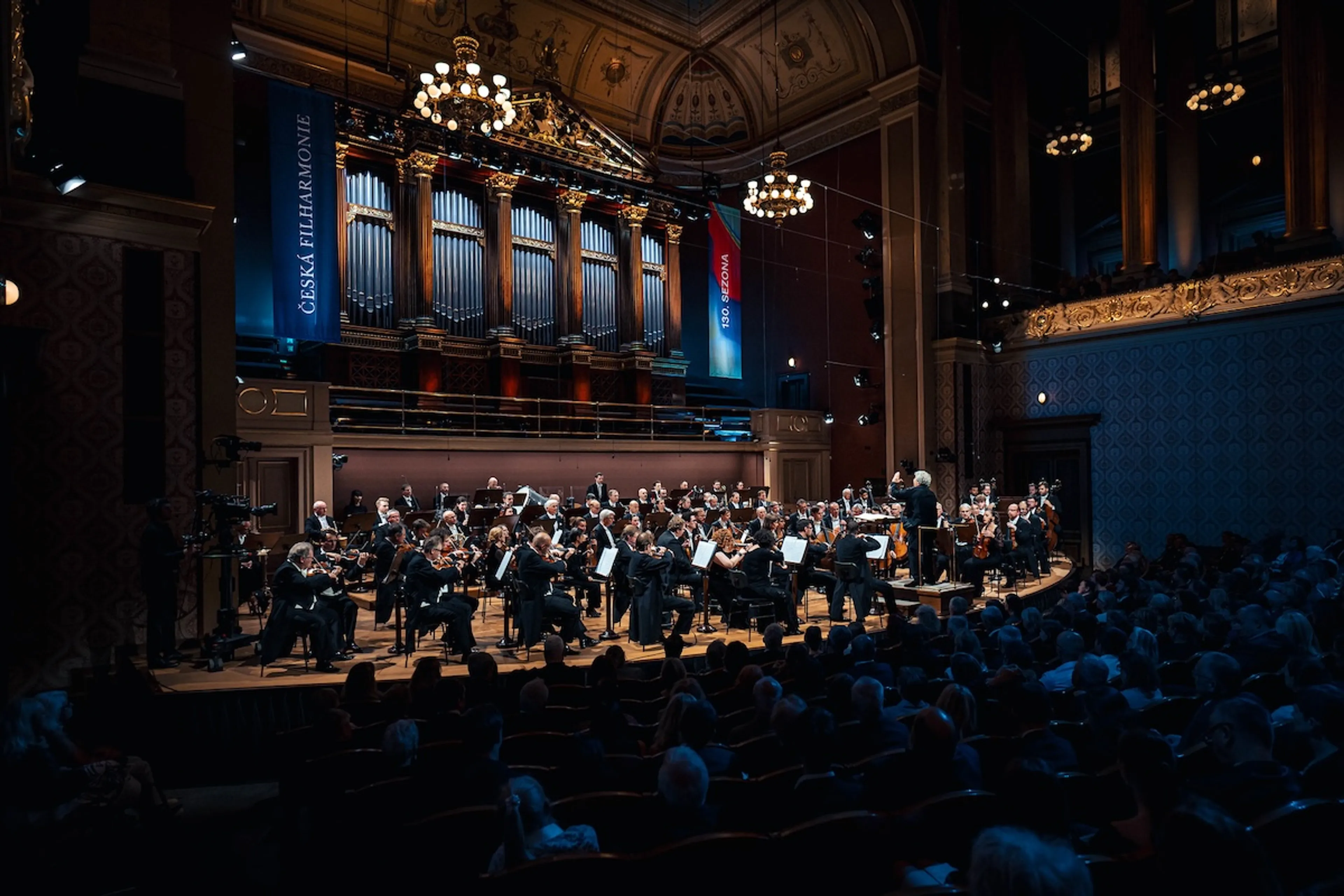 PSN podporuje Českou filharmonii