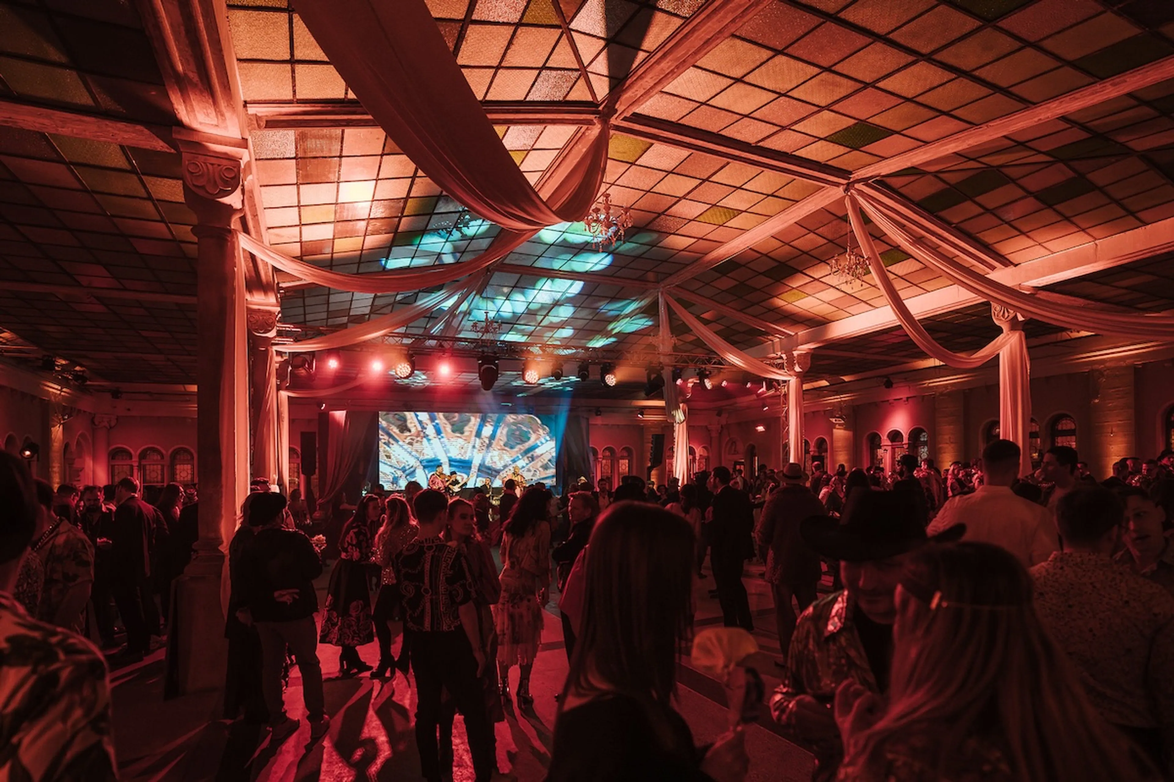 Z novoročního večírku PSN putuje 282 700 Kč Centru společného zájmu